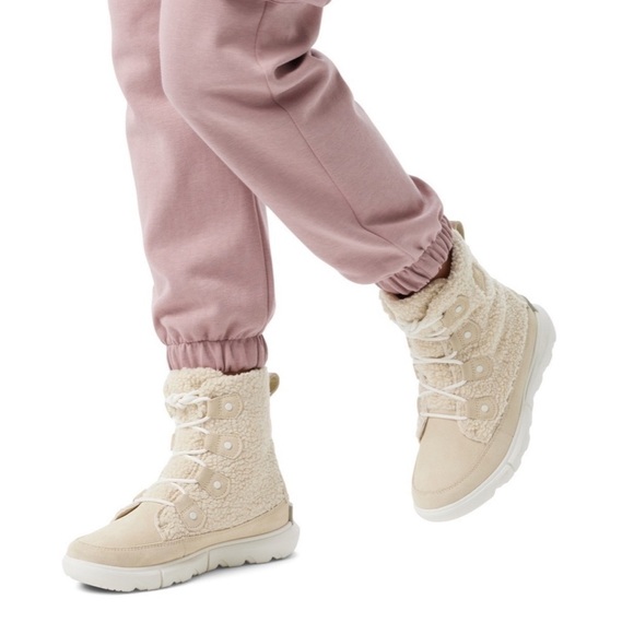 Sorel Explorer Il Joan Insulated Lace-Up
Boots Size 10 NWT! - Picture 4 of 5